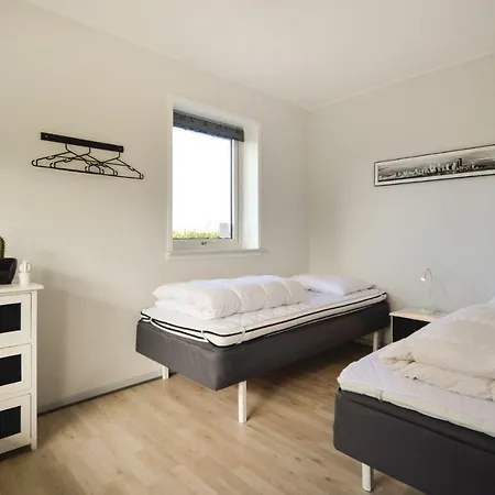 Сasa de vacaciones Three-bedroom In Bredebro